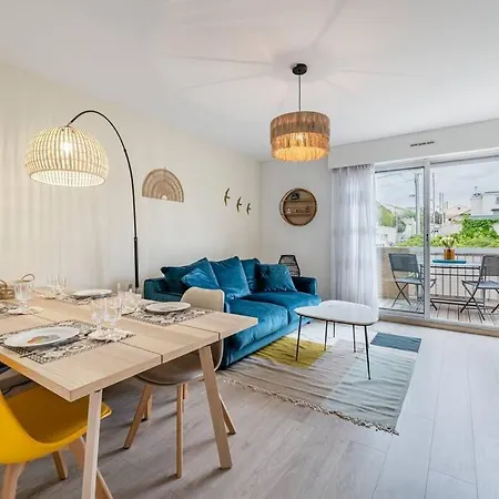 Beau T2 Avec Terrasse Proche Des Plages Marseille Exterior photo