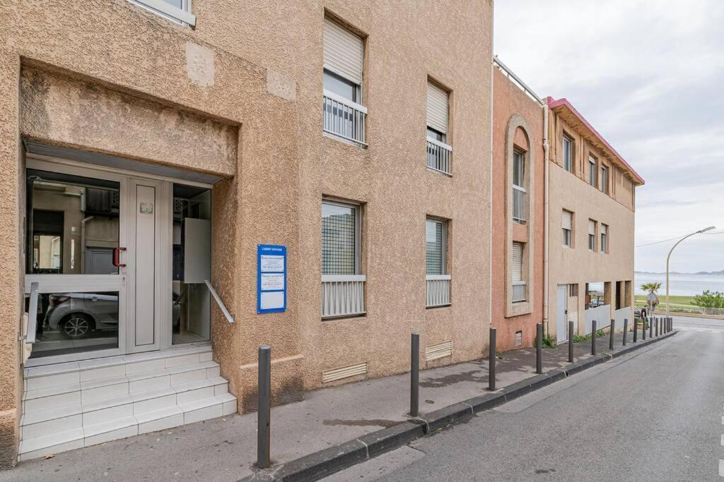 Beau T2 Avec Terrasse Proche Des Plages Appartement